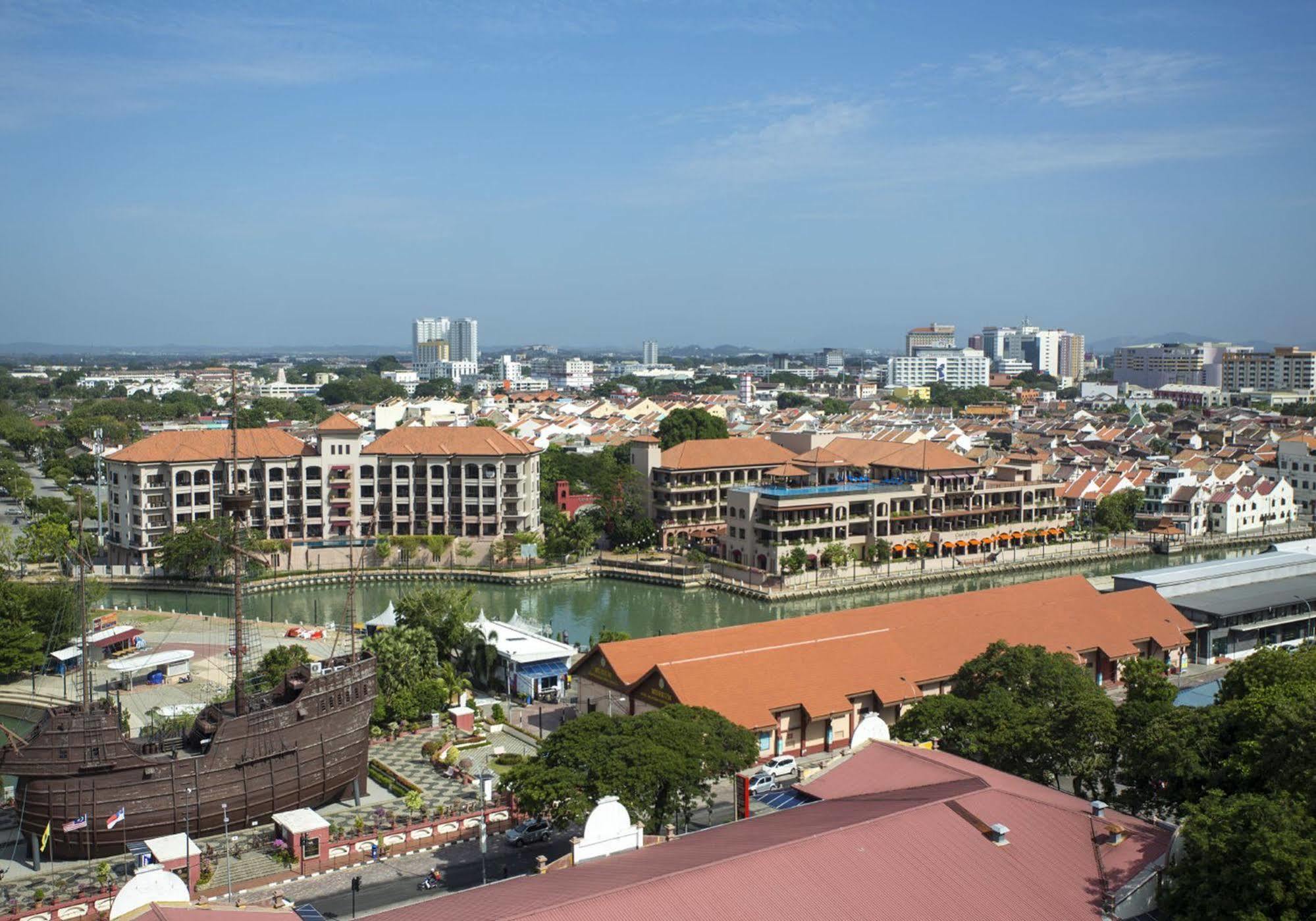 Casa del Rio Melaka Hotel Bagian luar foto