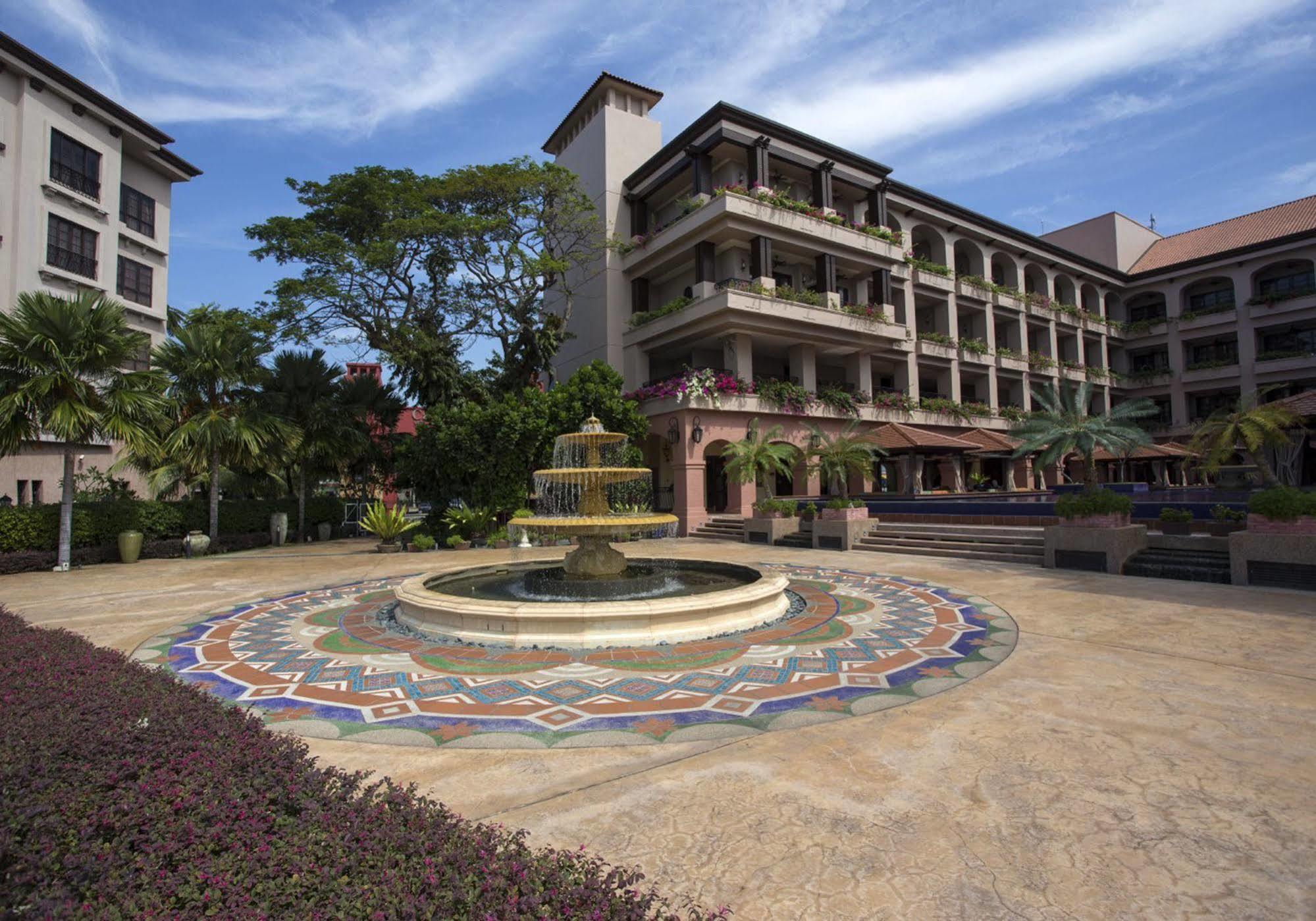 Casa del Rio Melaka Hotel Bagian luar foto